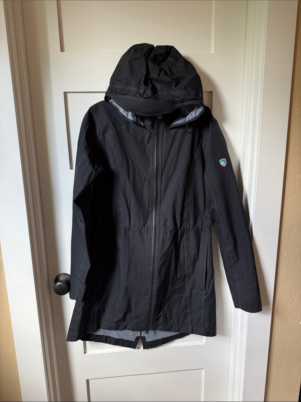 Kuhl Rain Jacket Womens M Black Full Zip Parka New condition